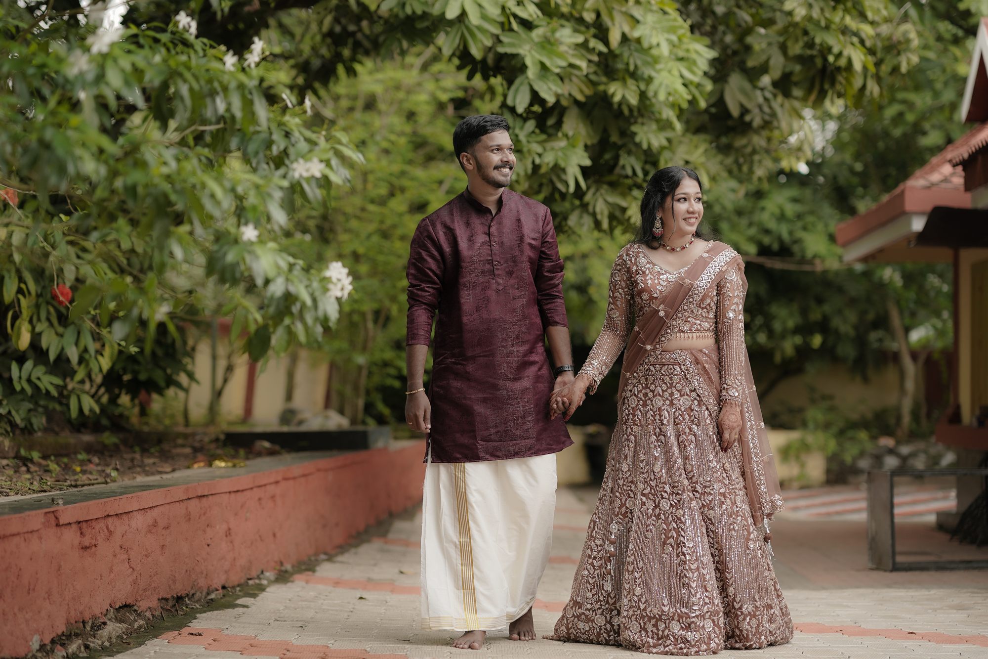 Siva and Vidya celebrating their engagement, photo 8 of 10